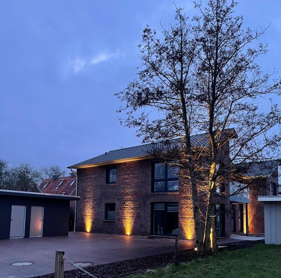 Ferienwohnung Hein Am Nordseedeich 부차딩엔 외부 사진
